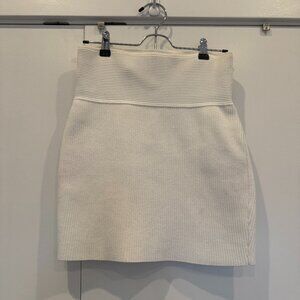 Babaton by Aritzia White Sculpt Knit Mini Skirt – Size M